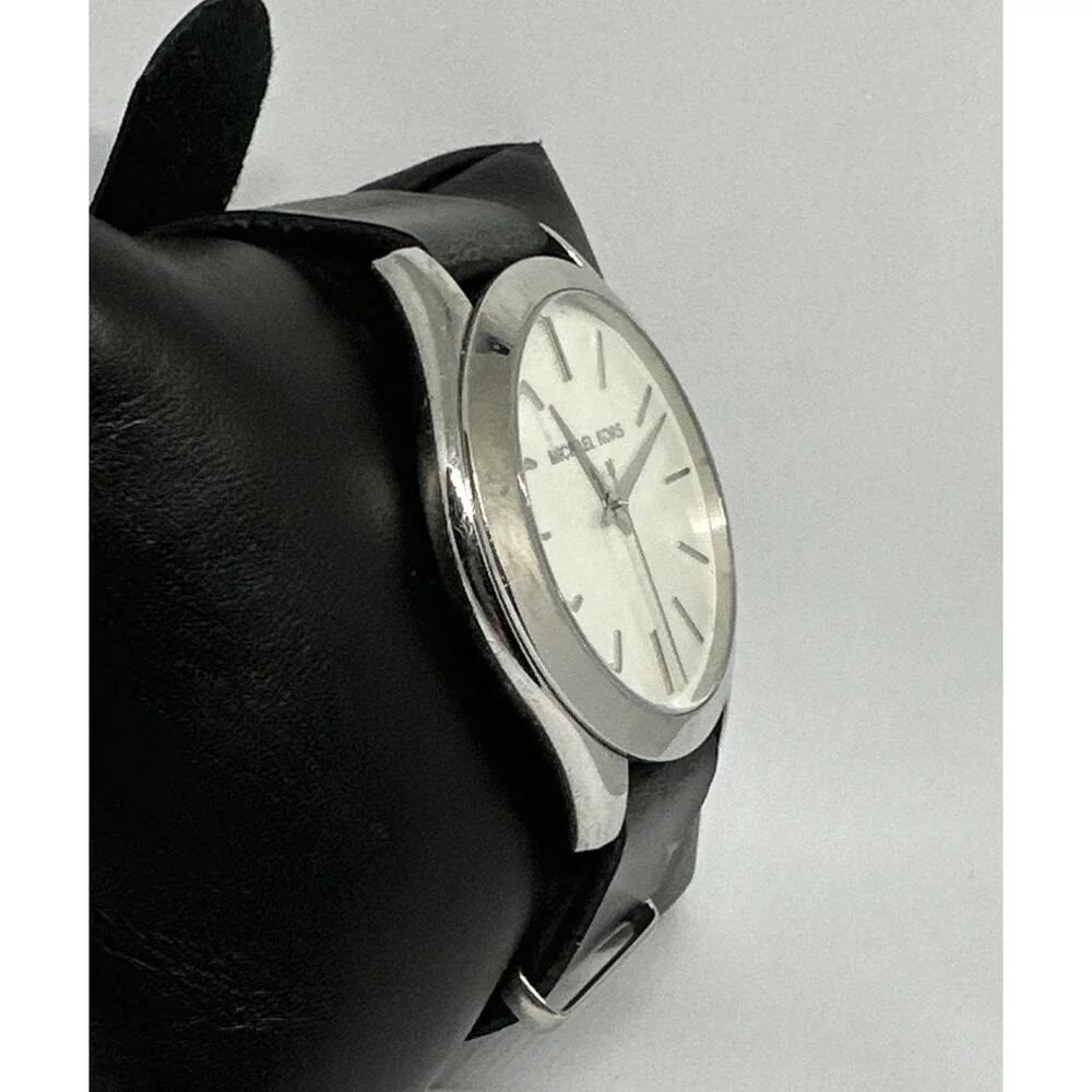 Michael Kors Slim Runway MK2508 Women's Black Leather Analog Dial Watch HME650